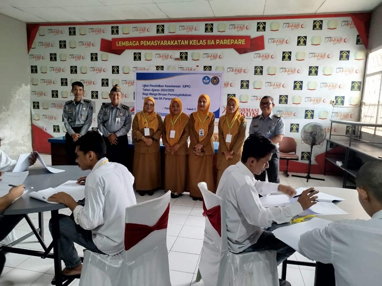 25 Orang WBP Lapas Parepare Ikuti UPK Paket C, Disdik Apresiasi, Kalapas Totok Budiyanto Terharu Bahagia