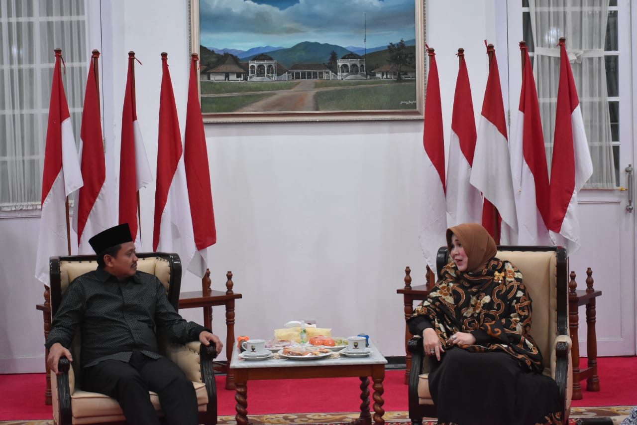 Illiza Apresiasi Bupati Sumedang Gelar Pengajian Rutin bagi ASN