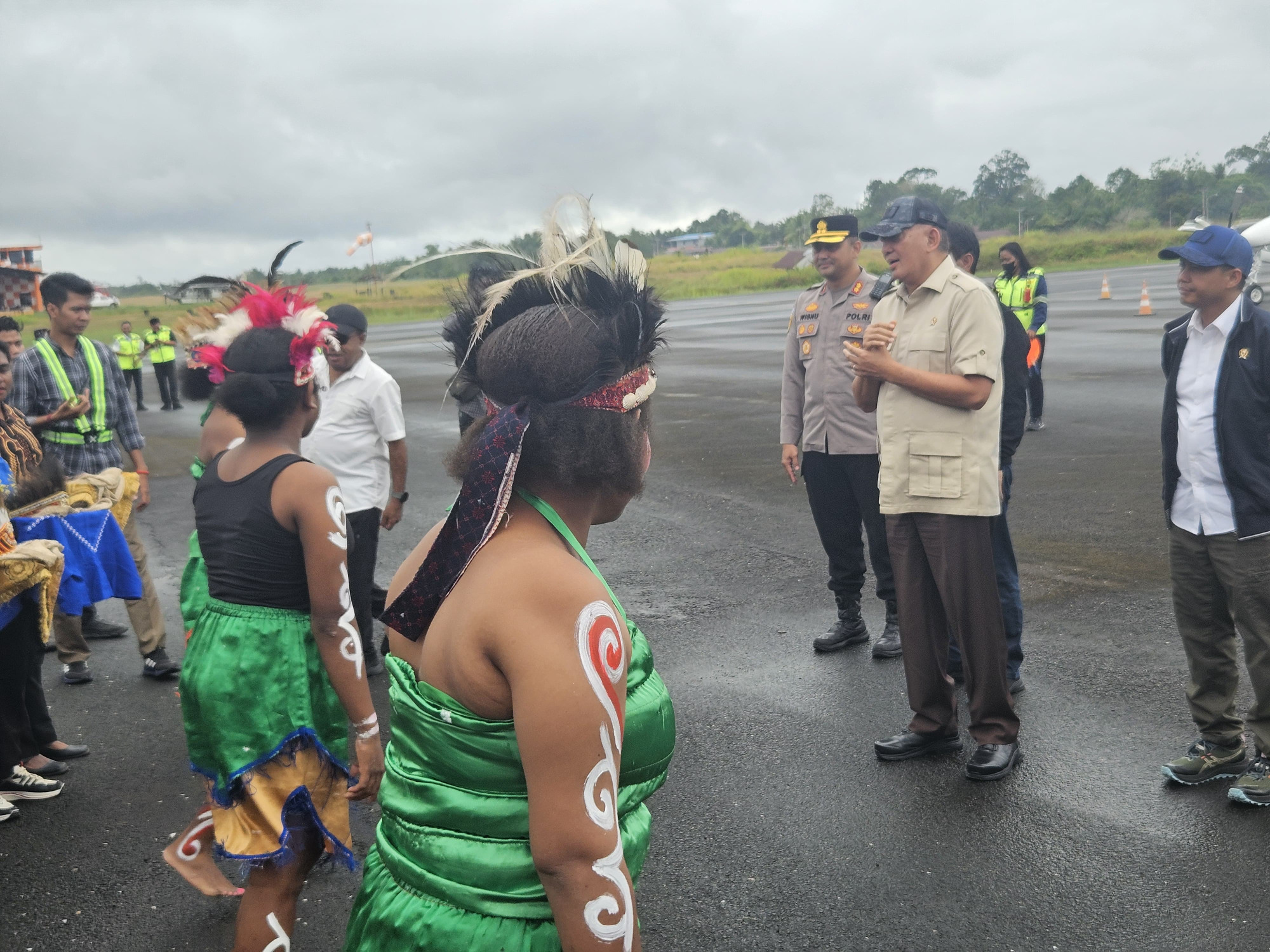 Perkuat Sinergisitas Ketahanan Energi, Menhan Kunjungi Rencana Pengembangan Program Biodiesel di Papua