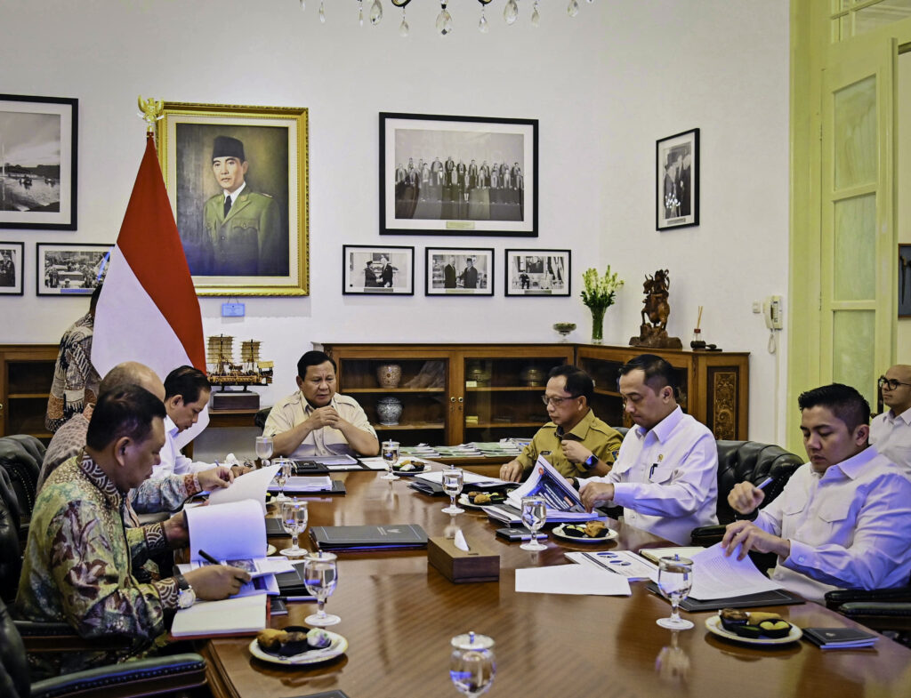 Presiden Prabowo Instruksikan Akselerasi Penanganan Sampah Lewat Skema Hulu-Hilir