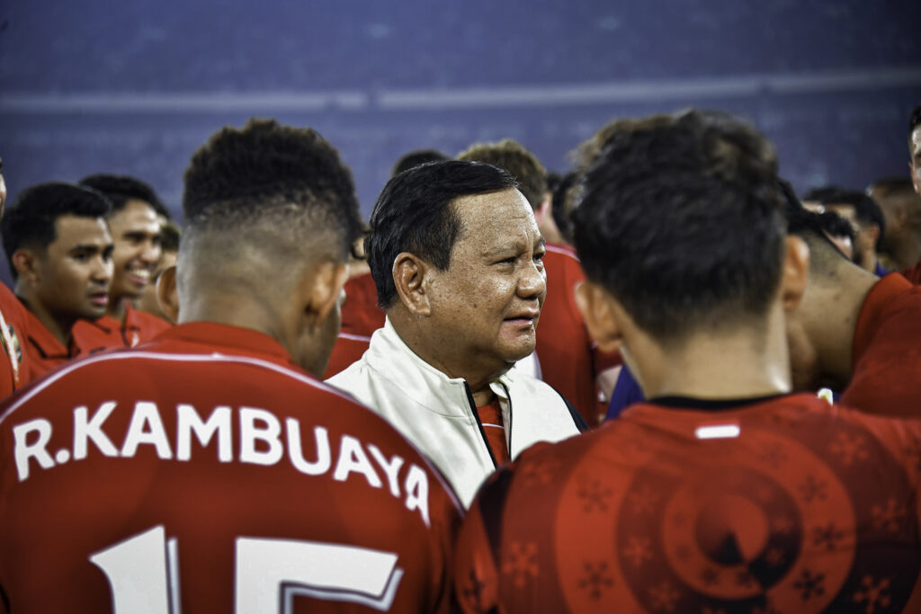 Presiden Prabowo Saksikan Langsung Kemenangan Krusial Timnas Indonesia atas China di Kualifikasi Piala Dunia 2026