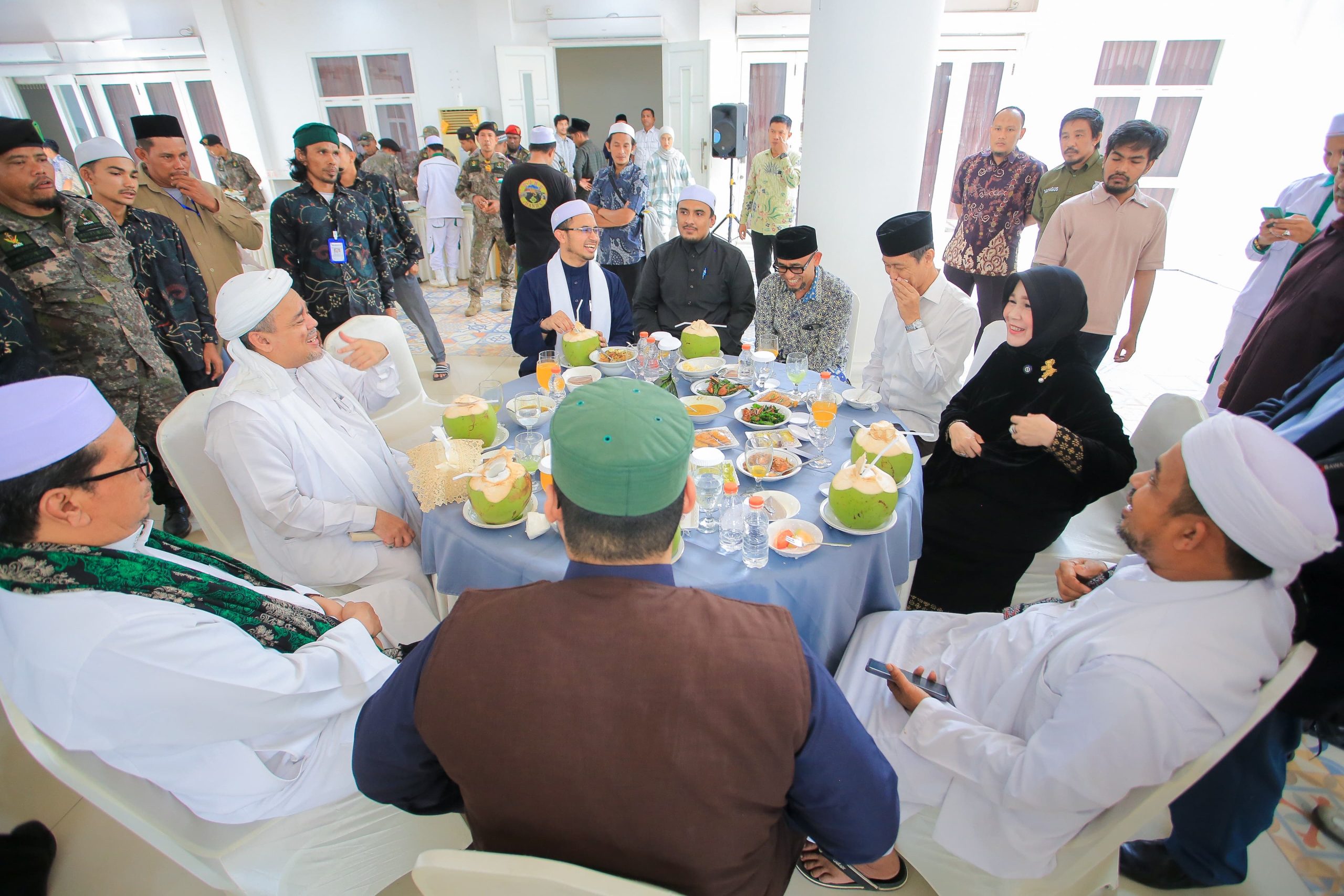 Wali Kota Illiza Dikunjungi Habib Rizieq, Ini Doa Imam Besar untuk Banda Aceh