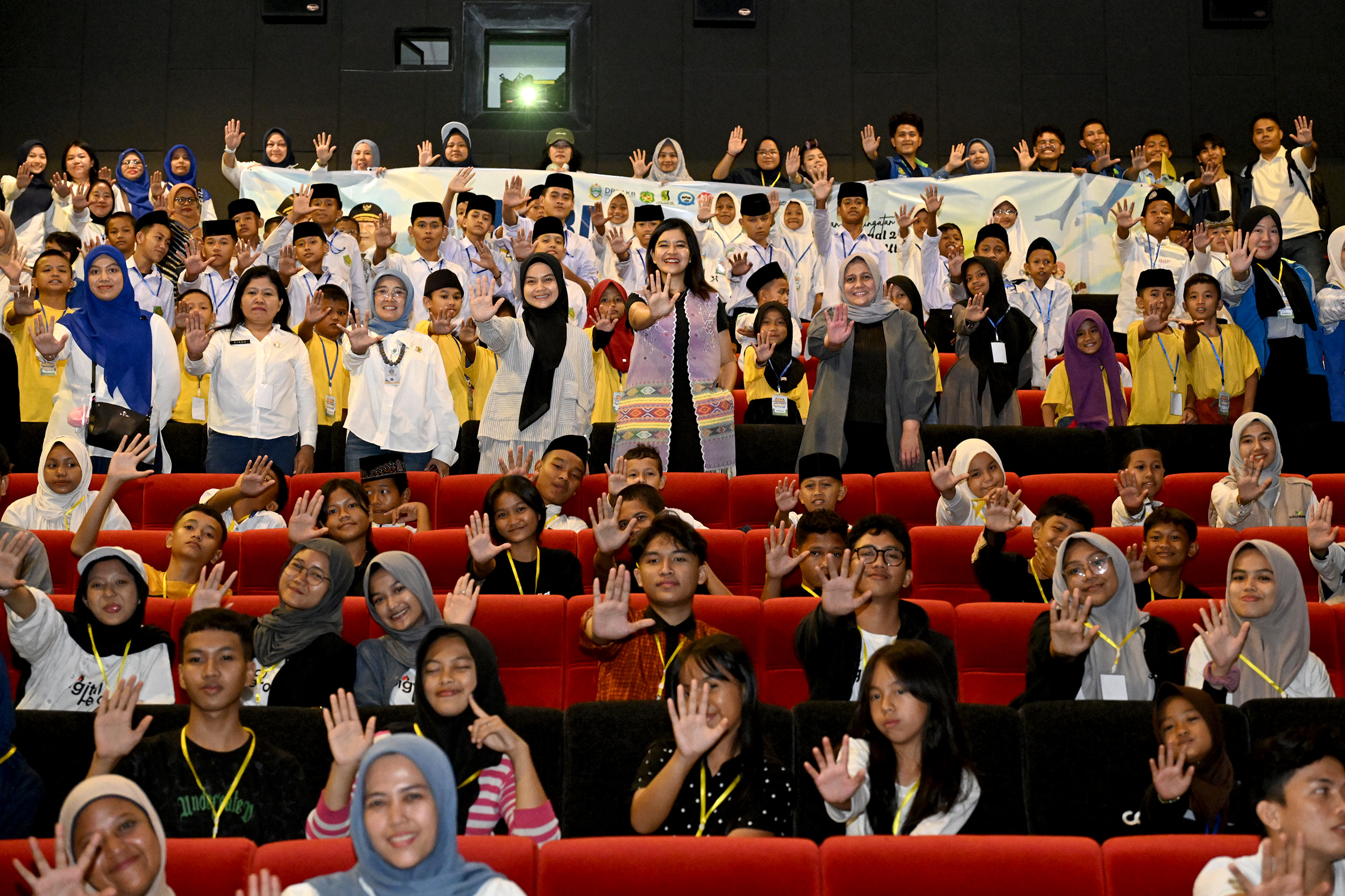 Meriahkan Hari Anak 2025, Kahiyang Ayu Nobar Film Jumbo Bersama 500 Anak