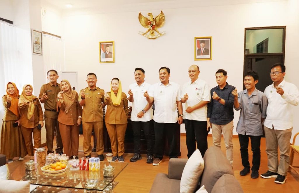 Wawali Palu Terima Kunjungan HIMKI, Bahas Pengembangan Industri Mebel dan Kerajinan