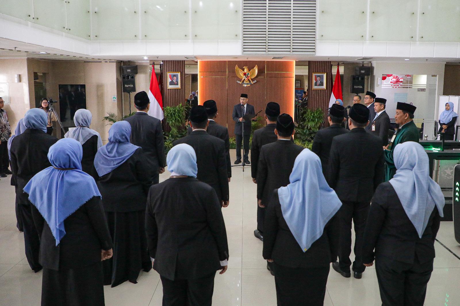 Kemensetneg Lantik 70 Pejabat Fungsional, Tekankan Tanggung Jawab dan Inovasi Kerja | Sekretariat Negara