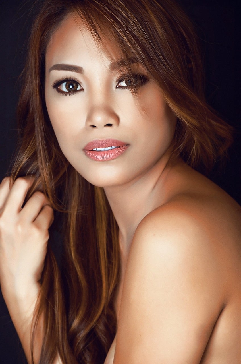 Kecantikan di Era Digital: Bagaimana Media Sosial Mempengaruhi Standar Kecantikan