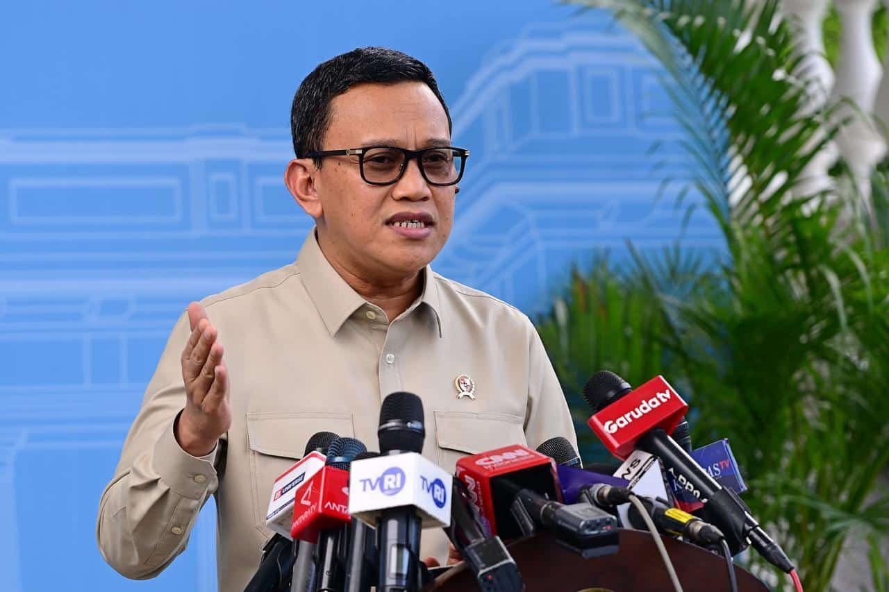 Presiden Prabowo Setuju Pembukaan Kembali Penempatan PMI ke Arab Saudi | Sekretariat Negara Presiden Prabowo Setuju Pembukaan Kembali Penempatan PMI ke Arab Saudi | Sekretariat Negara