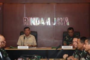Menhan Sjafrie Kunjungi Rindam Jaya, Tekankan Pentingnya Pembangunan Kekuatan TNI