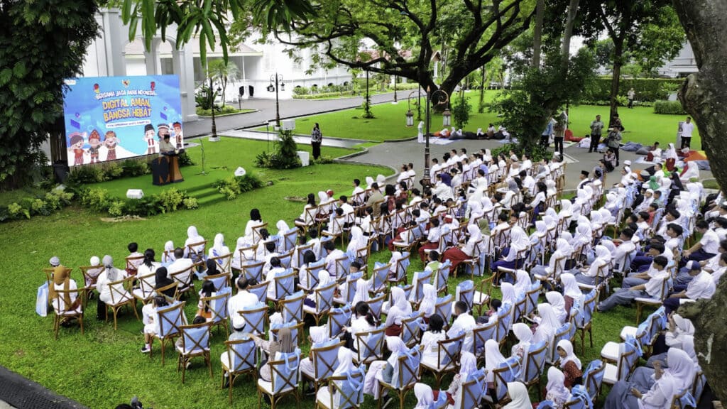 Presiden Prabowo Resmikan PP Perlindungan Anak: Wujud Komitmen Lindungi Anak dari Ancaman Digital