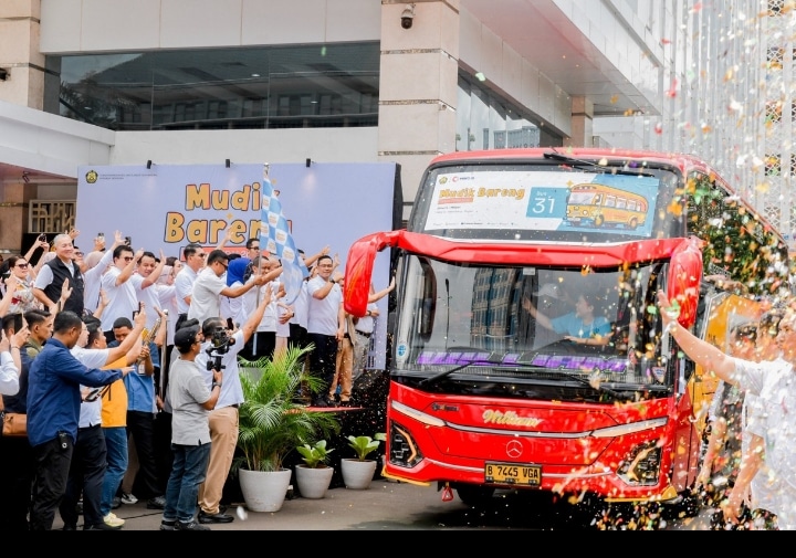 Lepas 1.407 Pemudik, Menteri Bahlil Ingatkan Cabut Kontak Peralatan Listrik di Rumah