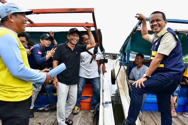 Menteri Bahlil Perintahkan BBM untuk Nelayan Ditambah di Banjarmasin