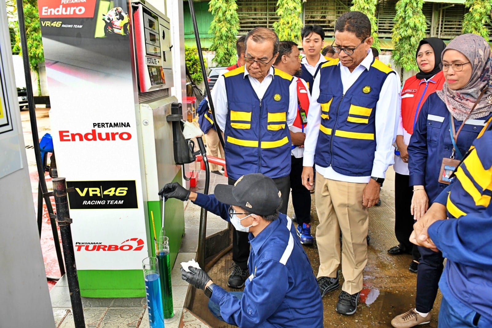 Uji Mutu dan Standar BBM di Pontianak, Wamen Yuliot Pastikan Kualitas BBM Terjamin