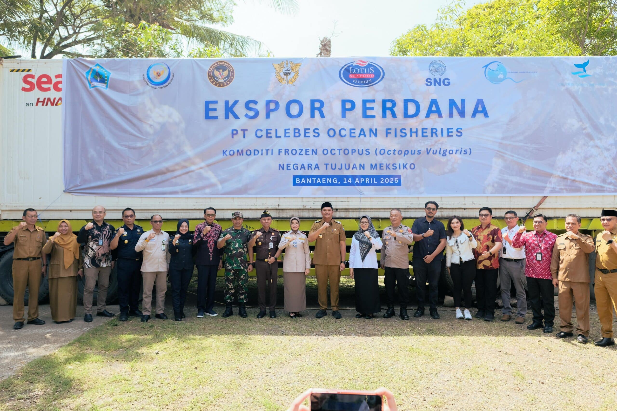 Bupati Bantaeng Uji Nurdin Berbangga, Ekspor Perdana Gurita Beku ke Negara Meksiko