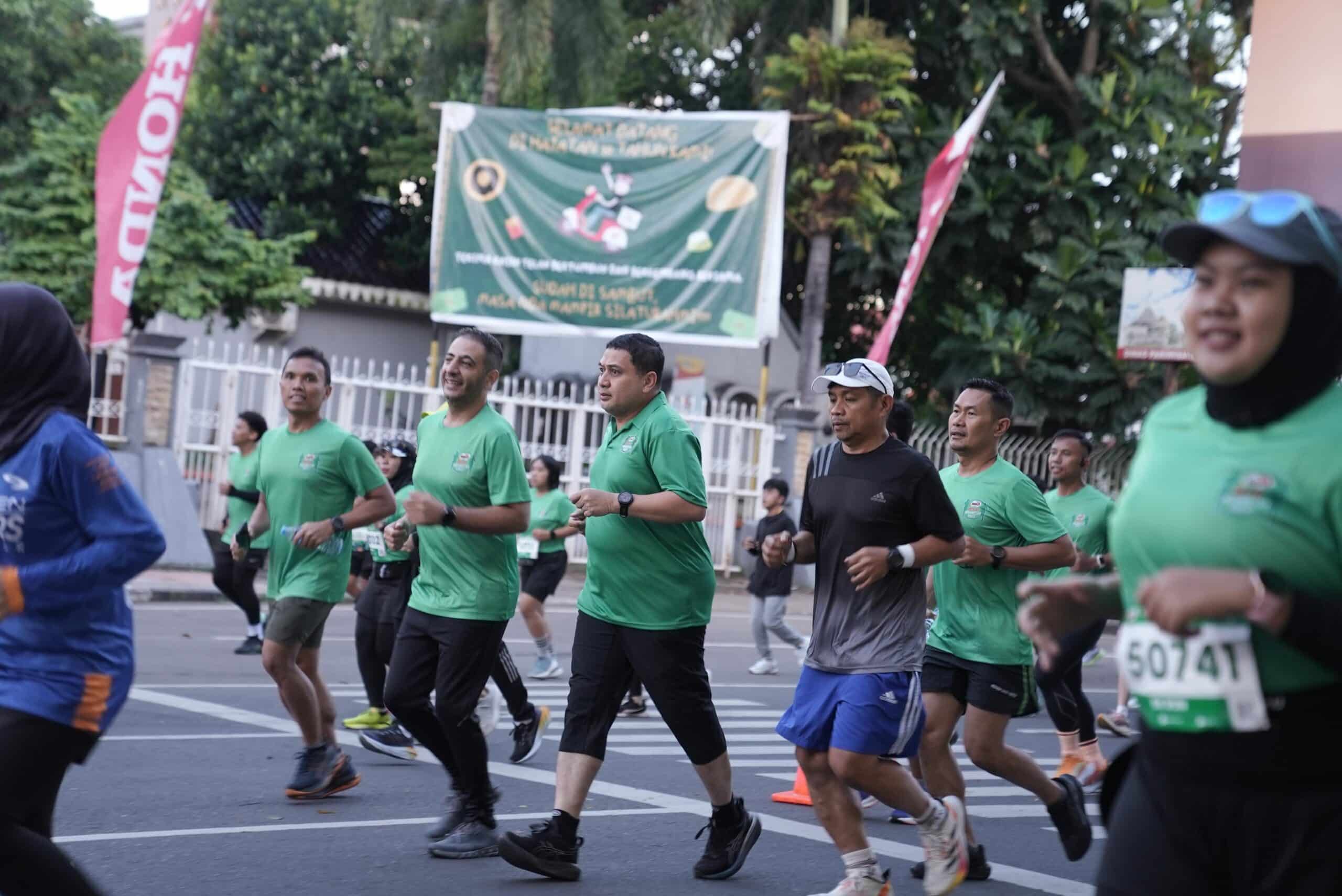 Semarakkan MAIR 2025, Wali Kota Munafri Lari Bareng Ribuan Peserta Runners: Ini Event Nasional dan Pertama di Makassar