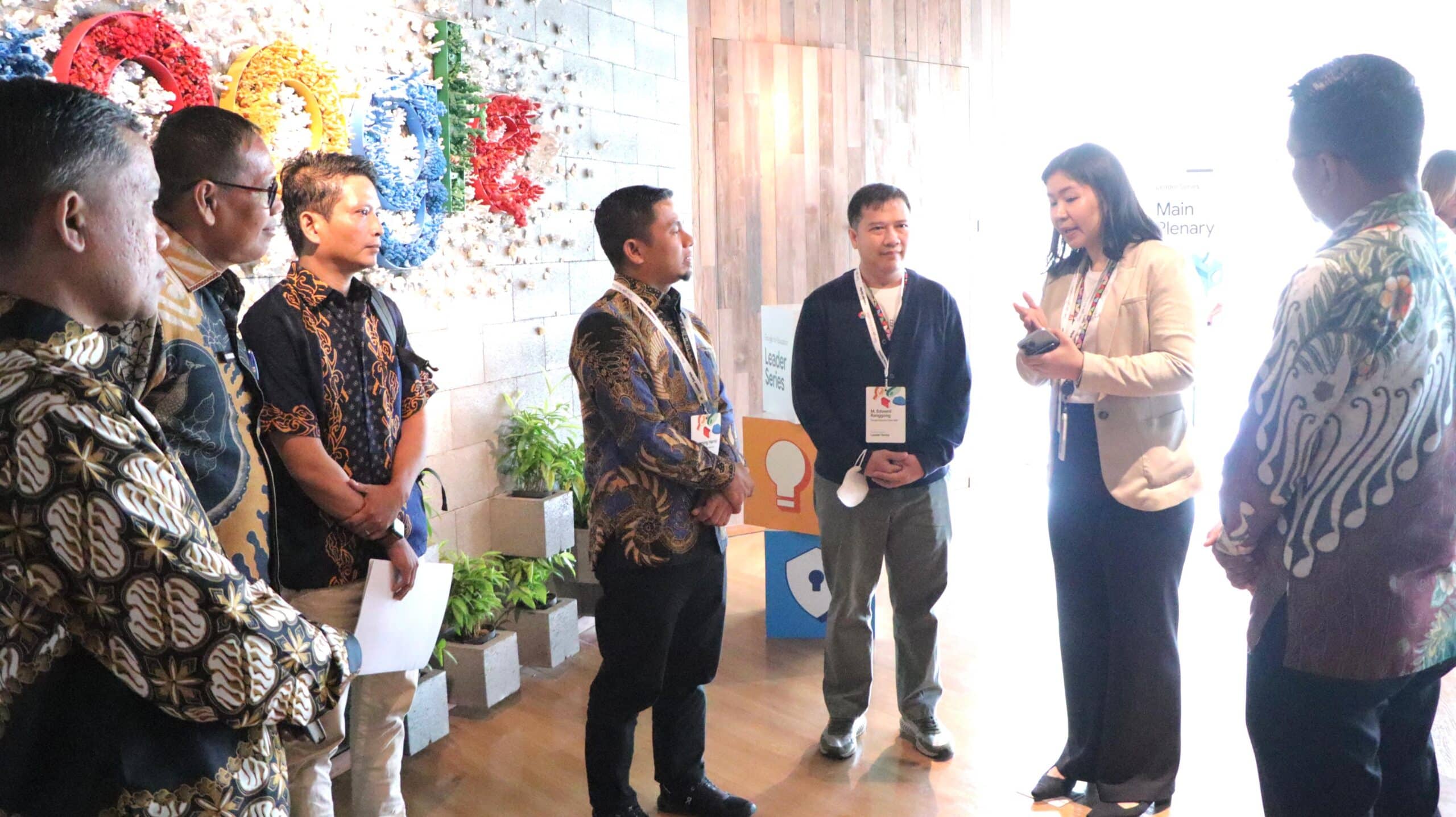 Serius dengan Pendidikan Berbasis Digital yang Modern di Parepare, Wali Kota Tasming Hadiri Agenda Prestisius “Google for Education Leader Series