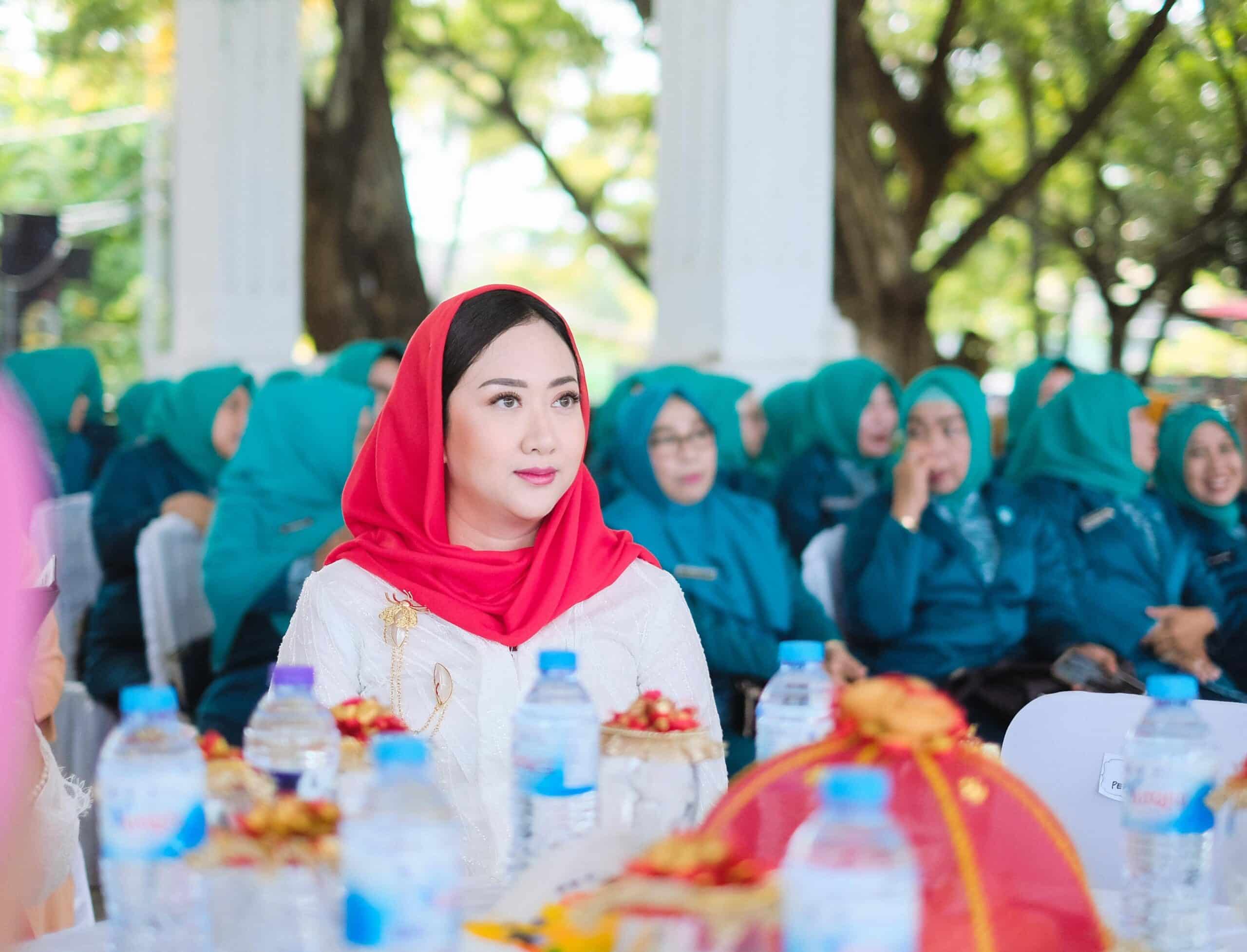 Bupati Uji Nurdin Minta Produk Unggulan, Ketua Dekranasda Bantaeng Serukan Perempuan untuk Tidak Berpangku Tangan dan Hanya Jadi Pelengkap Semata