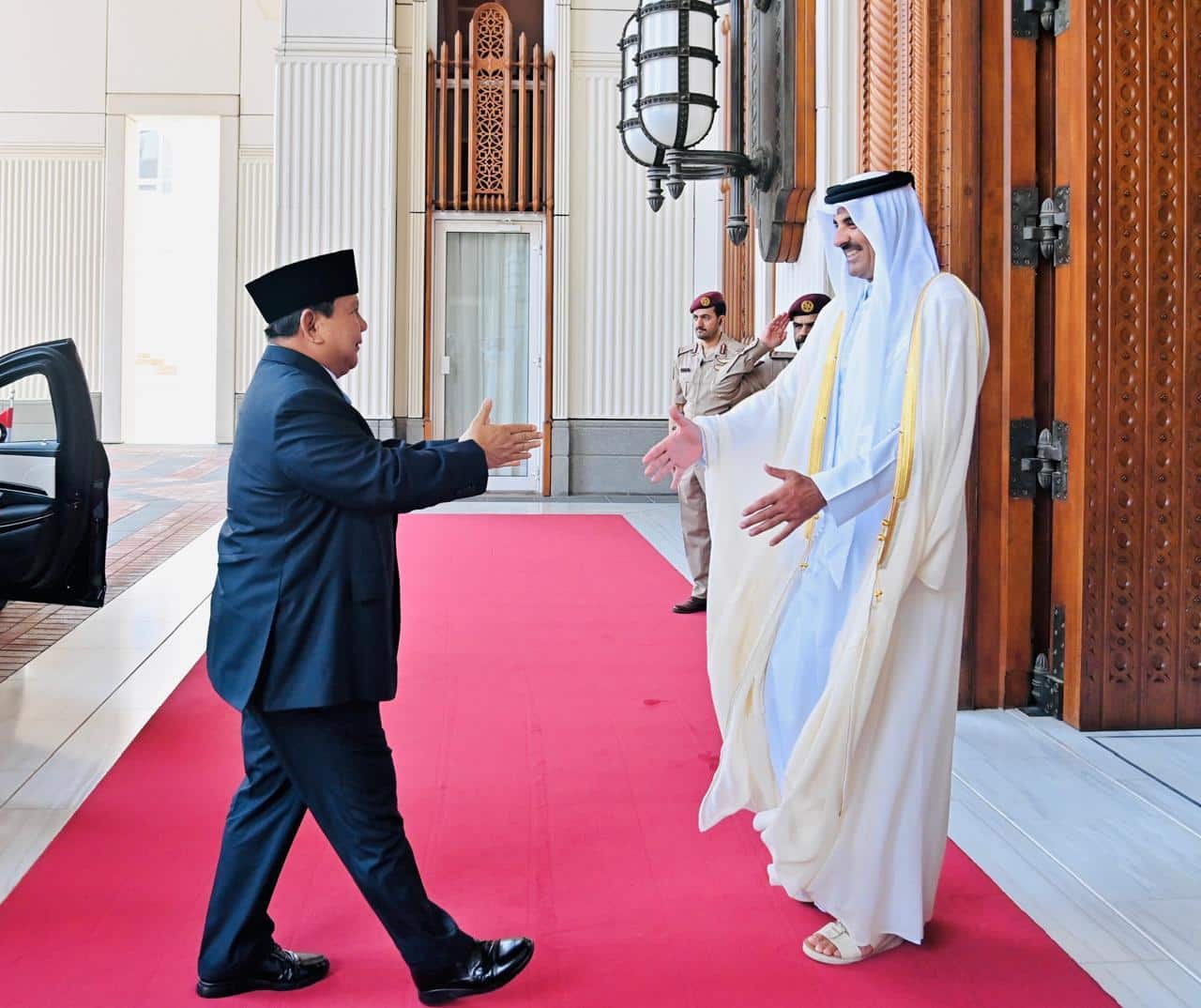 Kunjungan Kenegaraan ke Doha, Menhan Sjafrie Dampingi Presiden Prabowo Bertemu Emir Qatar