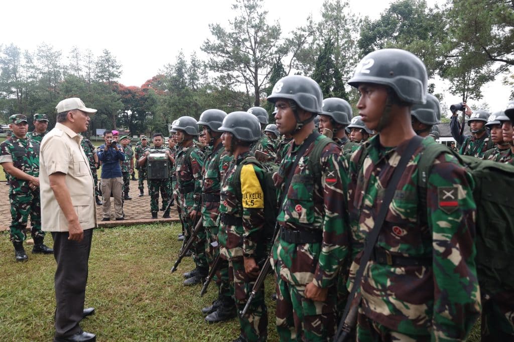 Menhan Tinjau Proses Pendidikan di Secata Rindam XIV/Hasanuddin