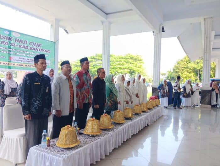 Menanamkan Nilai Ibadah Haji di Usia Dini, Sekda Bantaeng Resmi Membuka Manasik Haji Cilik