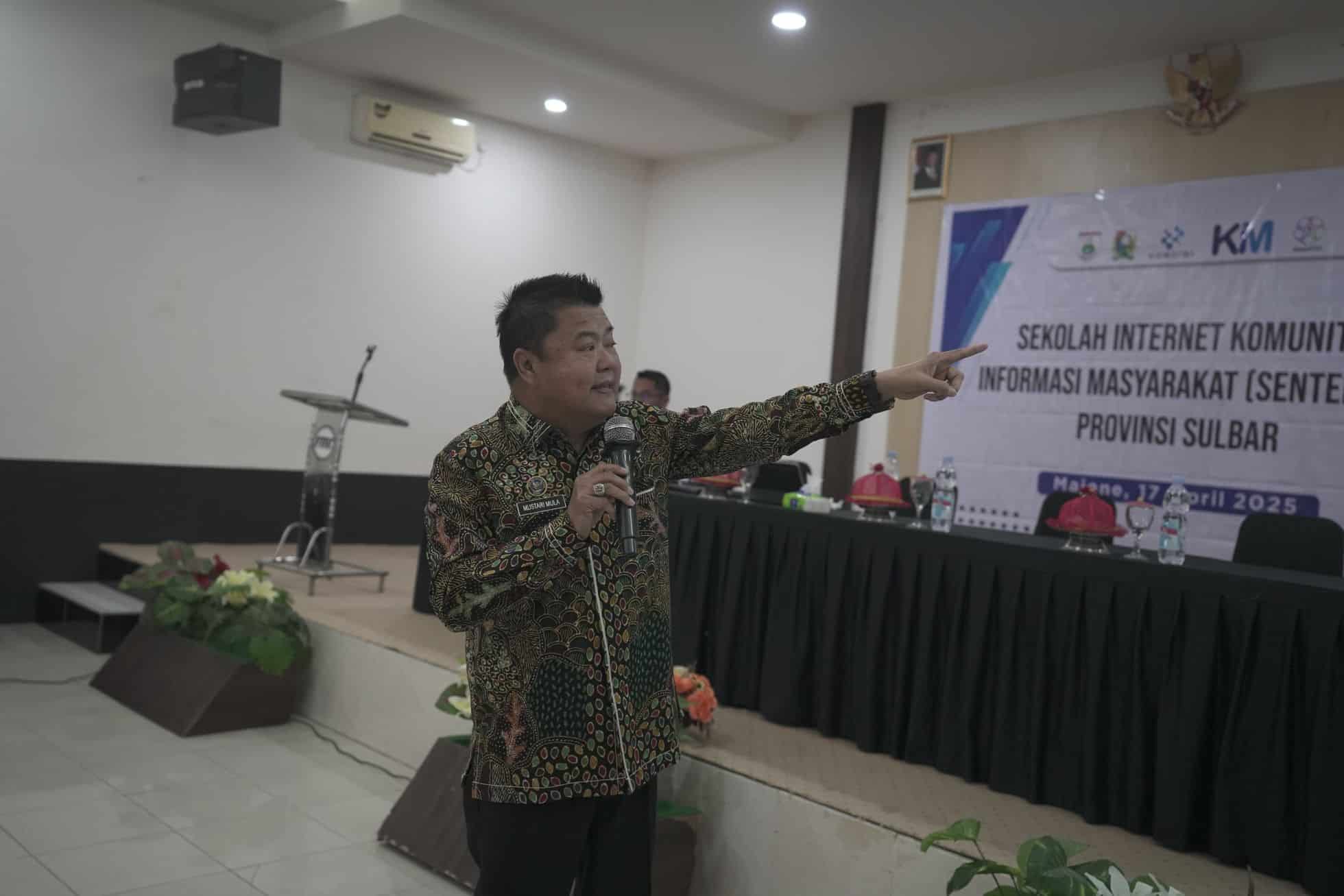 Tingkakan Literasi Digital, Senter KIM Kominfo Sulbar Bersama DPRD Sulbar Sasar Kabupaten Majene