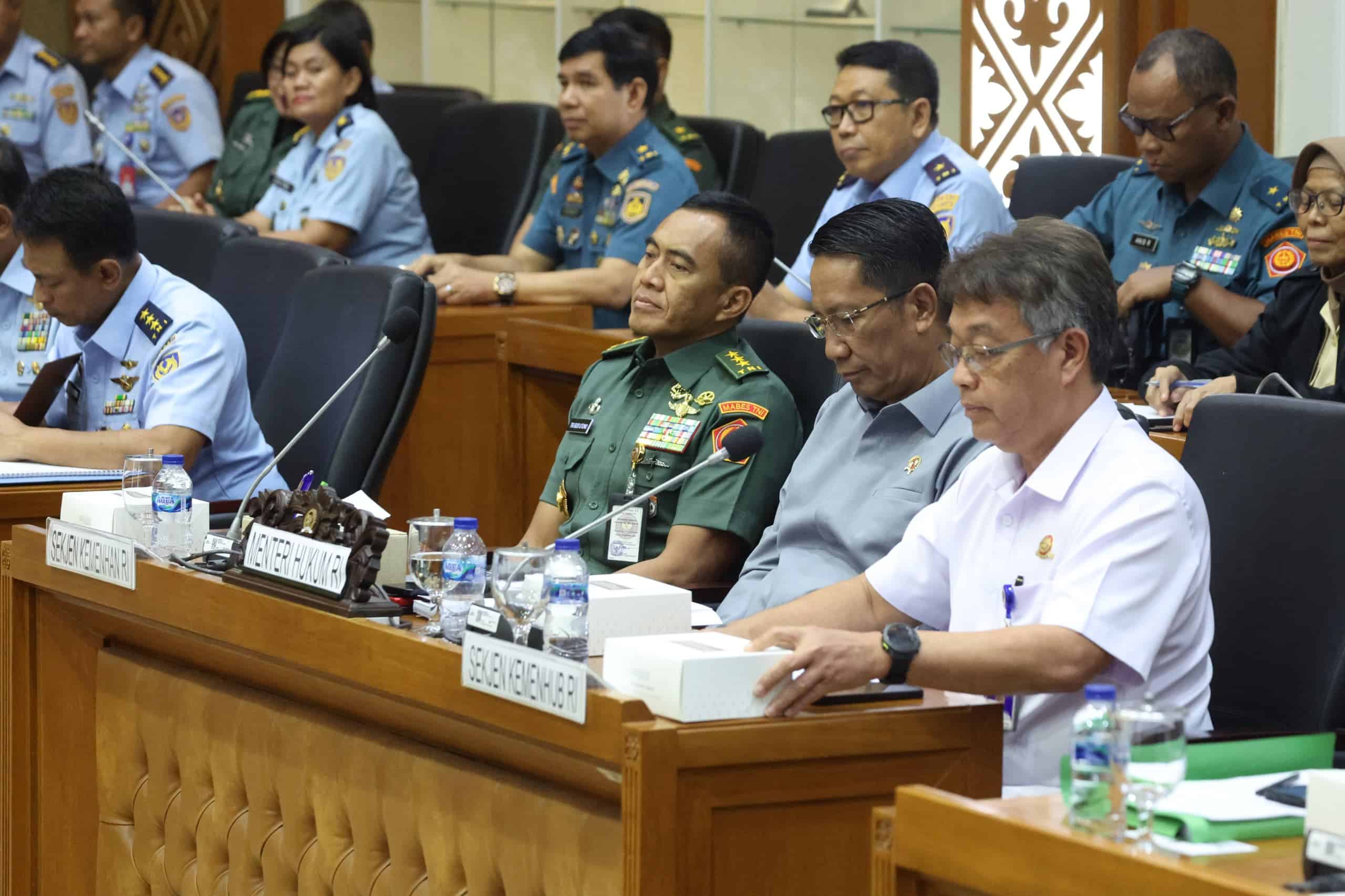 Sekjen Kemhan Wakili Menhan RI Hadiri Rapat Kerja Pansus RUU Pengelolaan Ruang Udara di DPR RI