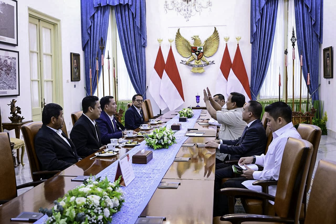 Terima Pimpinan Komisi V DPR RI, Presiden Prabowo Bahas Infrastruktur, Irigasi, dan Permukiman – Sekretariat Kabinet Republik Indonesia
