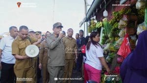 Langkah Persuasif Berhasil Tertibkan Pedagang Pasar Mardika