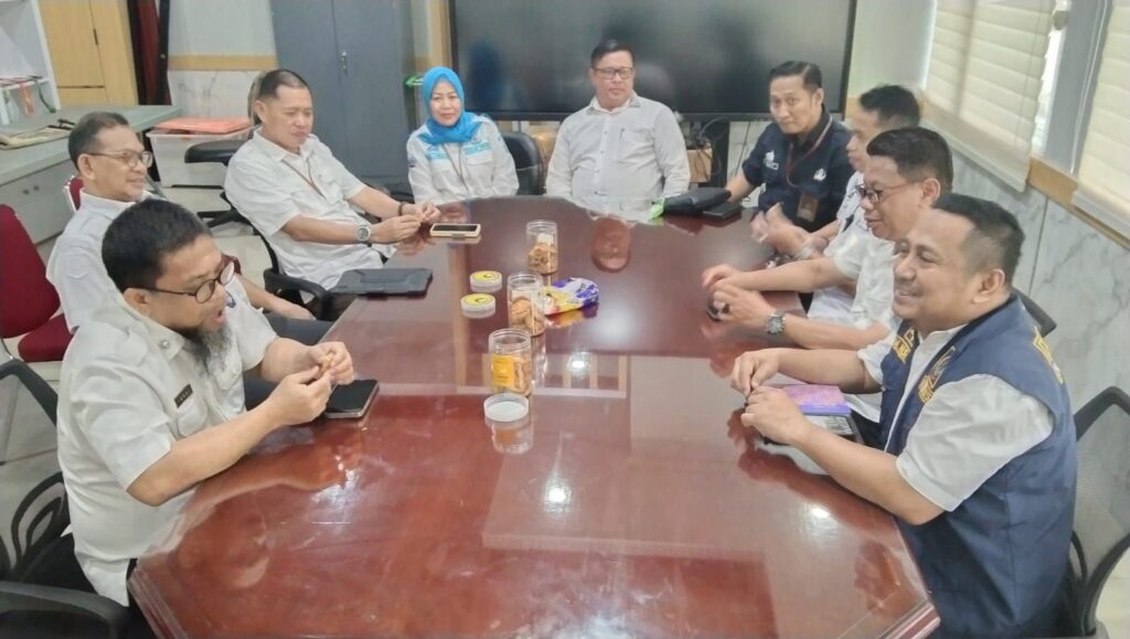 Rapat Perdana Persiapan Hardiknas 2025 Digelar, Kadisdik Sulsel Pimpin Langsung 1 img 20250416 wa00451144651218428226205