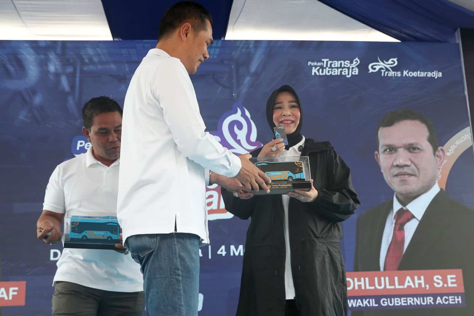 Aplikasi Trans Koetaradja Diluncurkan, Illiza: Ini Langkah Maju Transportasi Publik