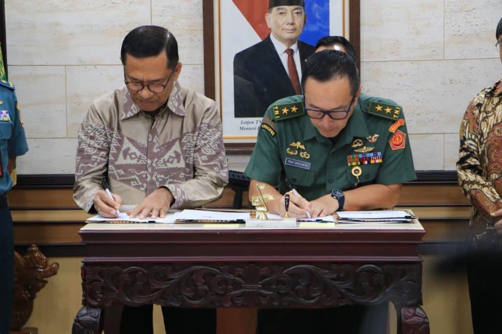 Dirjen Pothan Kemhan Tandatangani Perjanjian Kerja Sama Dengan Sinar Mas