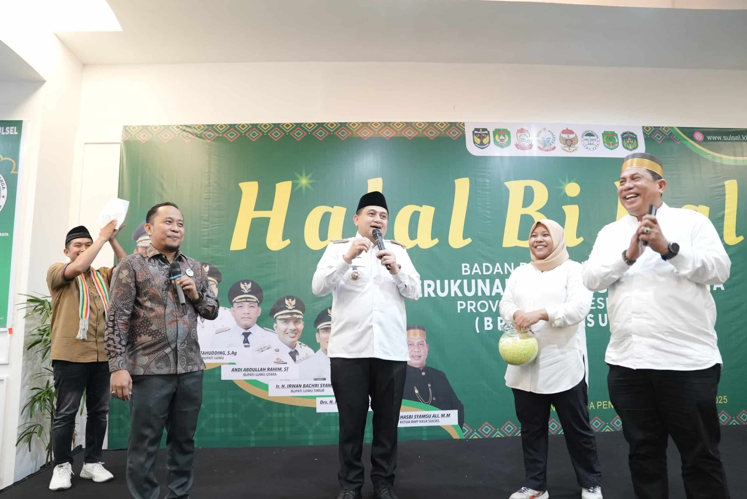 Sang MULIA Kompak Hadiri Halal Bihalal KKLR, Munafri: Berkat Doa dan Partisipasi Saudara Saya Jadi Pemimpin di Makassar Bersama Ibu Aliyah