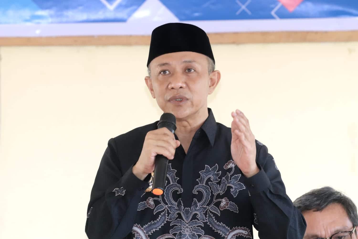 Dukungan Terus Mengalir, Bupati Natsir Ali Minta Masyarakat Berterima Kasih pada Gubernur Sulsel – Presscorner.id