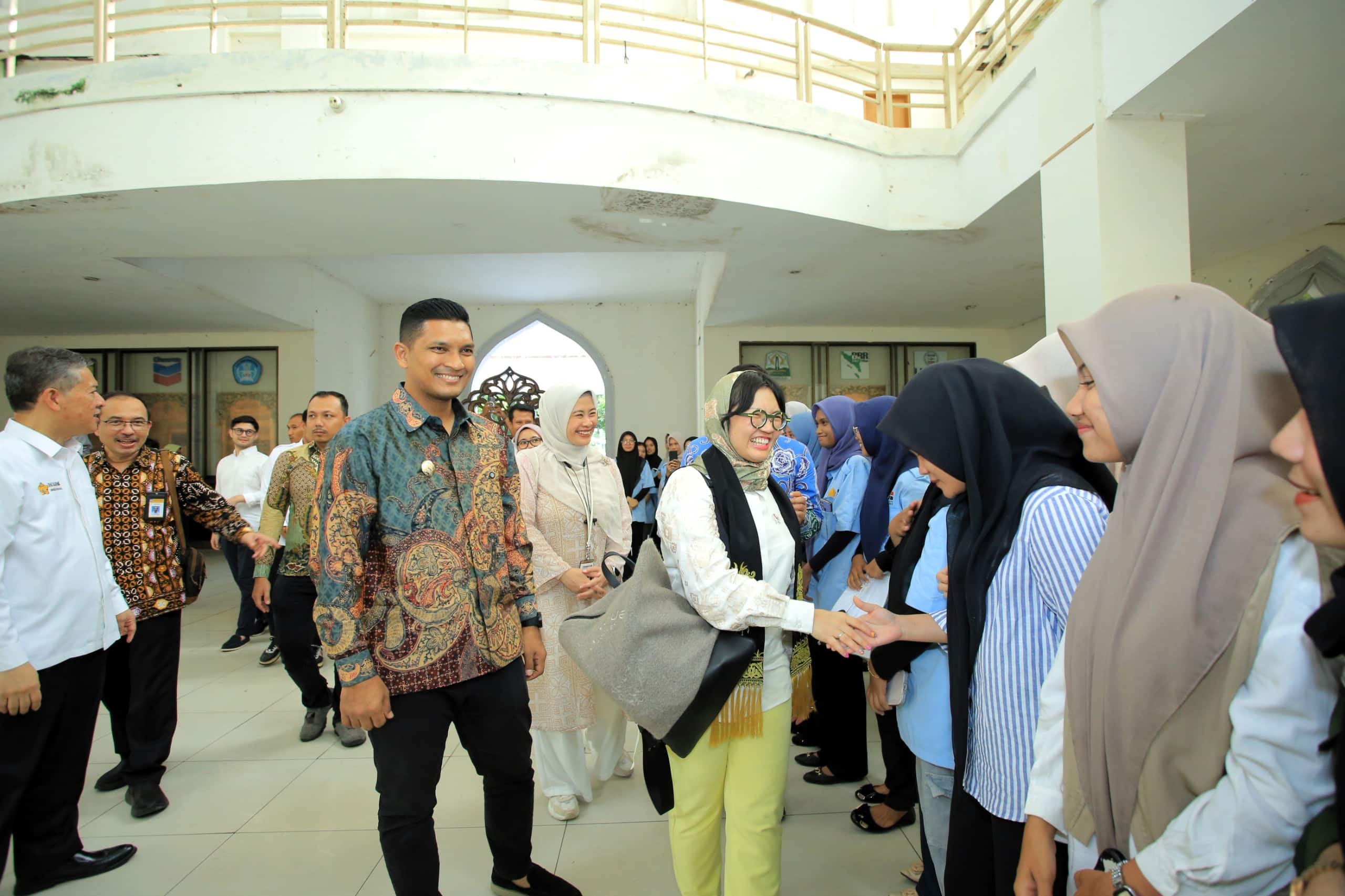 Wawalko Afdhal Sambut Kunker Wamendikti Saintek di Politeknik Aceh