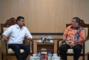 Terima Kunjungan Kanwil Imigrasi Sumut, Gubernur Bobby Nasution Usulkan Penerbangan Internasional ke Kawasan Danau Toba Terima Kunjungan Kanwil Imigrasi Sumut, Gubernur Bobby Nasution Usulkan Penerbangan Internasional ke Kawasan Danau Toba