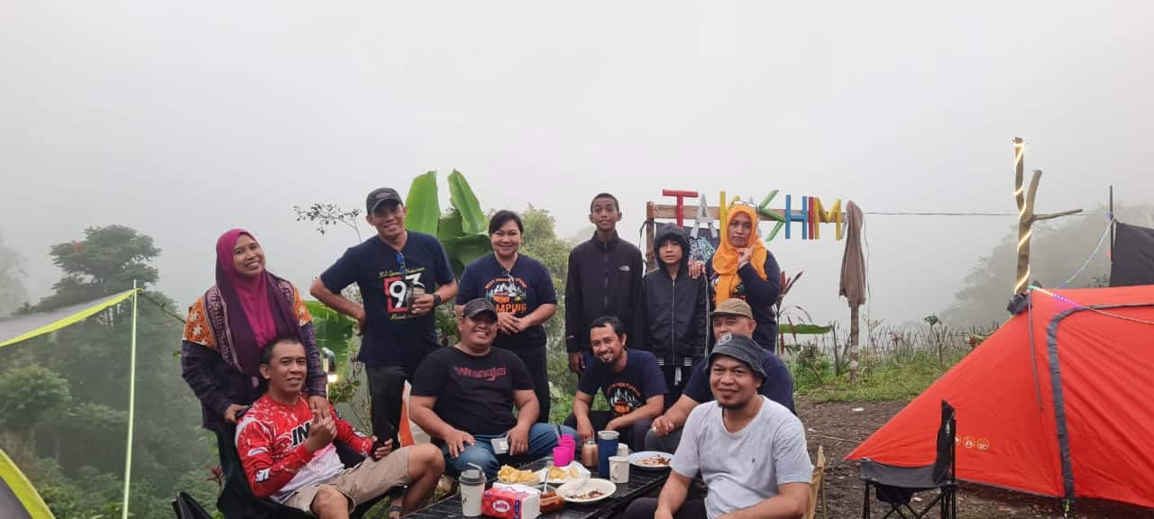 Alumni Spensa Makassar Camping di Spot Takashima Malino: Bangun Keakraban dan Gagasan Baru