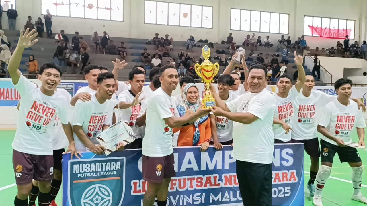 WAGUB TUTUP KOMPETISI LIGA FUTSAL NUSANTARA, AMBON NAGA FC JADI JUARA 1