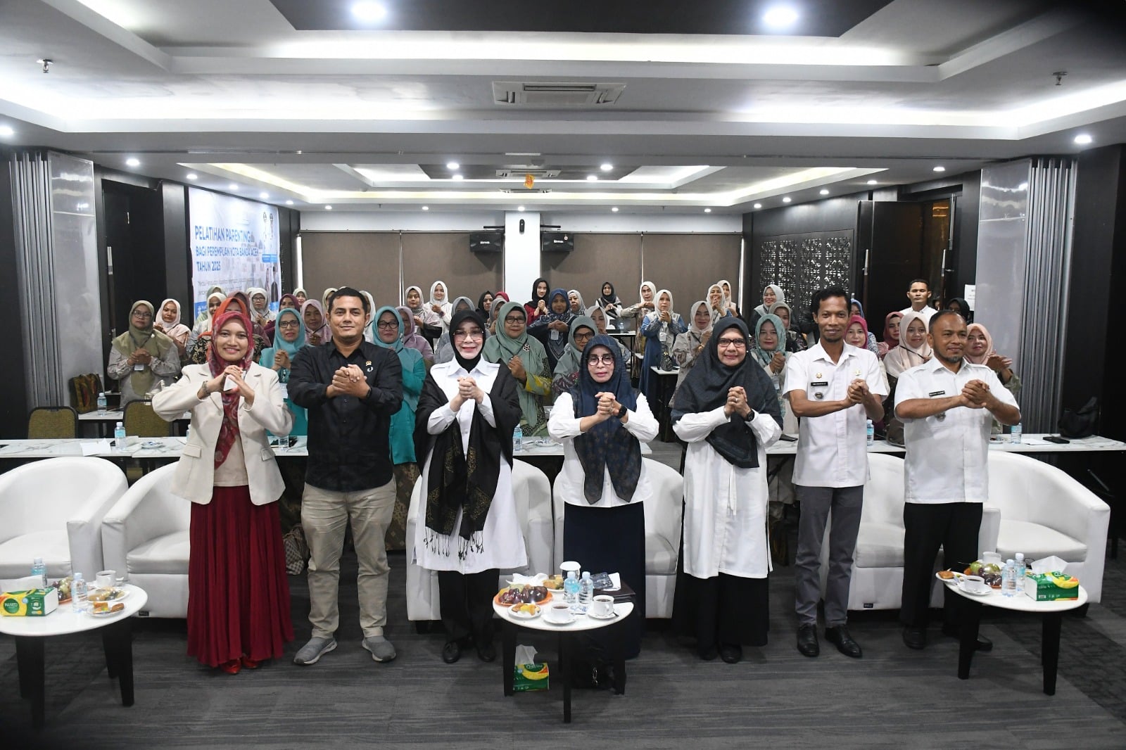 Illiza Buka Pelatihan Parenting: Tekankan Peran Orang Tua dalam Pola Asuh Anak