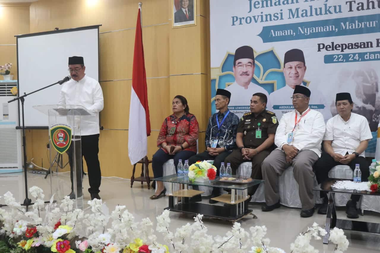 GUBERNUR MALUKU MELEPAS JEMAAH CALON HAJI PROVINSI MALUKU