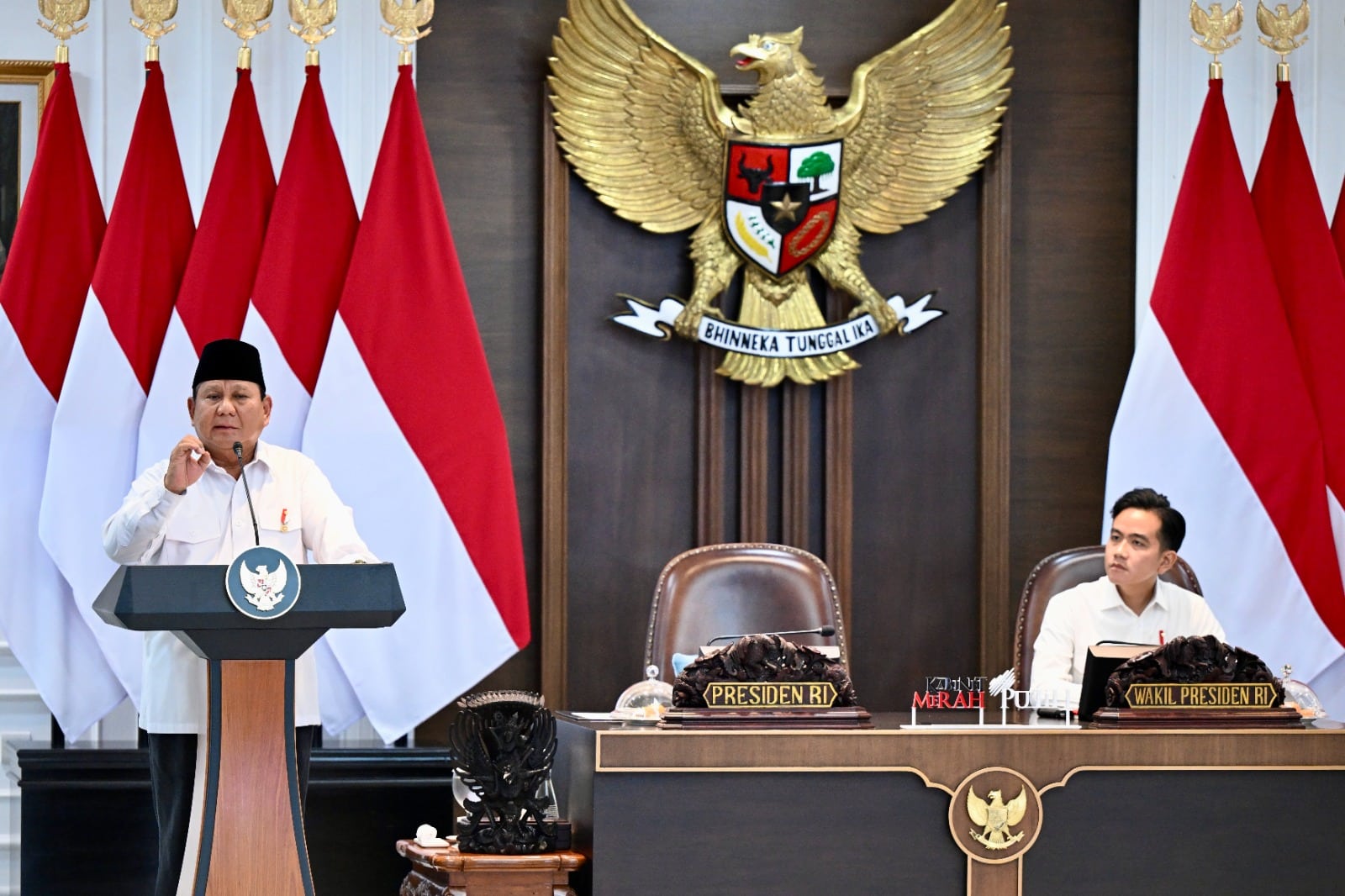 Menhan Sjafrie Hardiri Sidang Kabinet Paripurna ke-6, Presiden Prabowo Apresiasi Kabinet Merah Putih