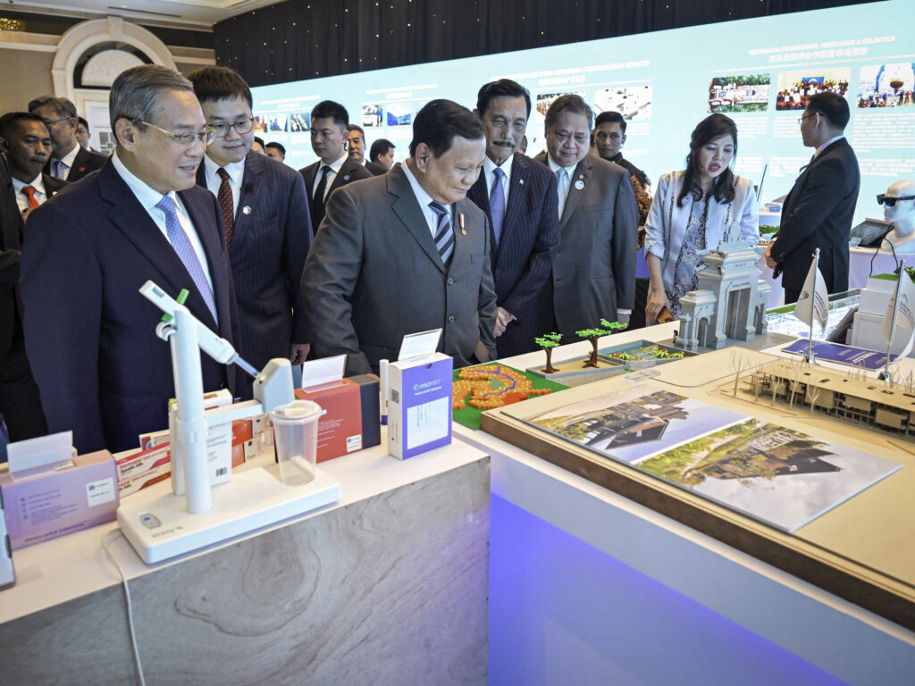 Presiden Prabowo Bersama Premier Li Qiang Hadiri Indonesia-China Business Reception 2025