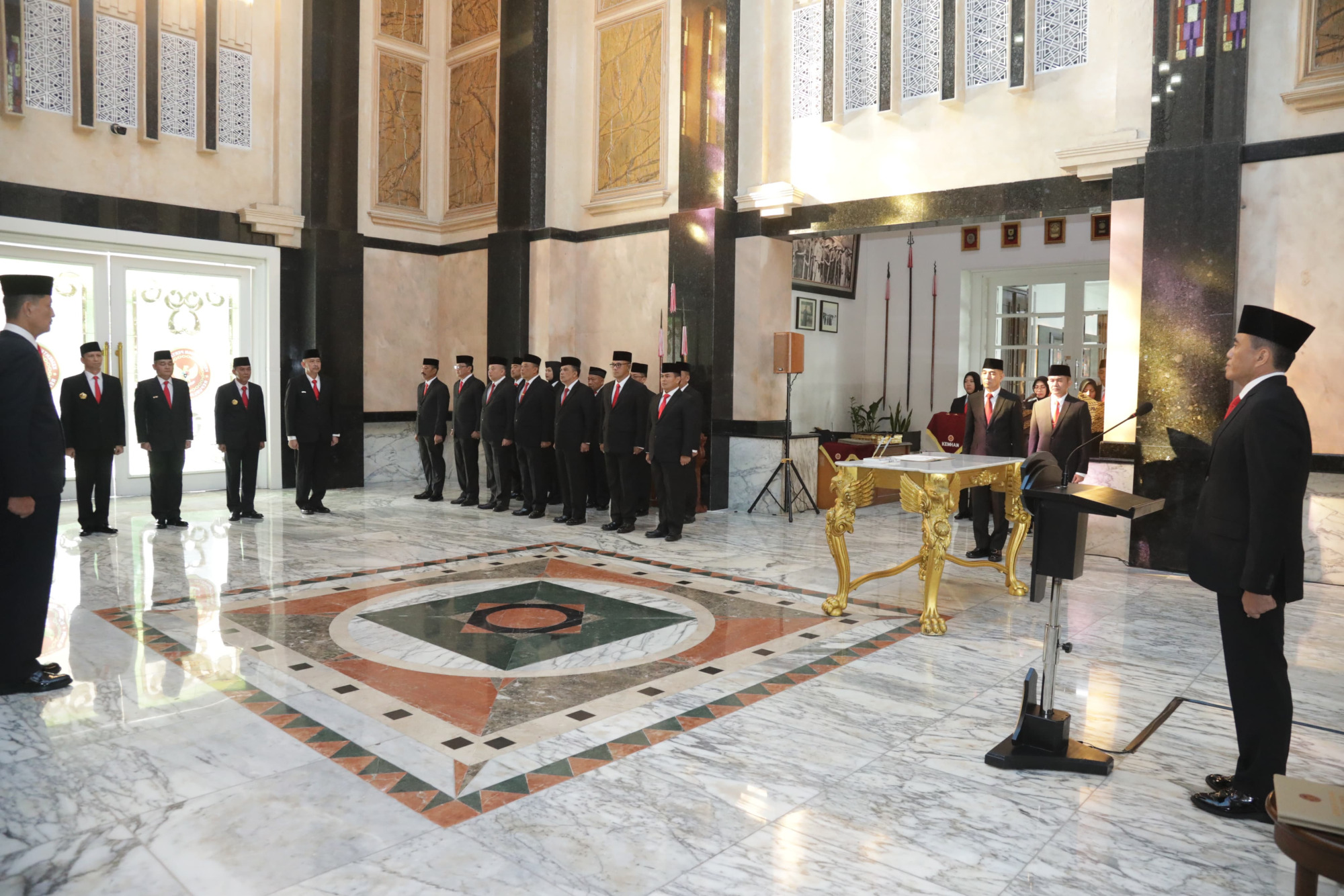 Sekjen Kemhan Pimpin Sertijab Karopeg dan Kapusdatin