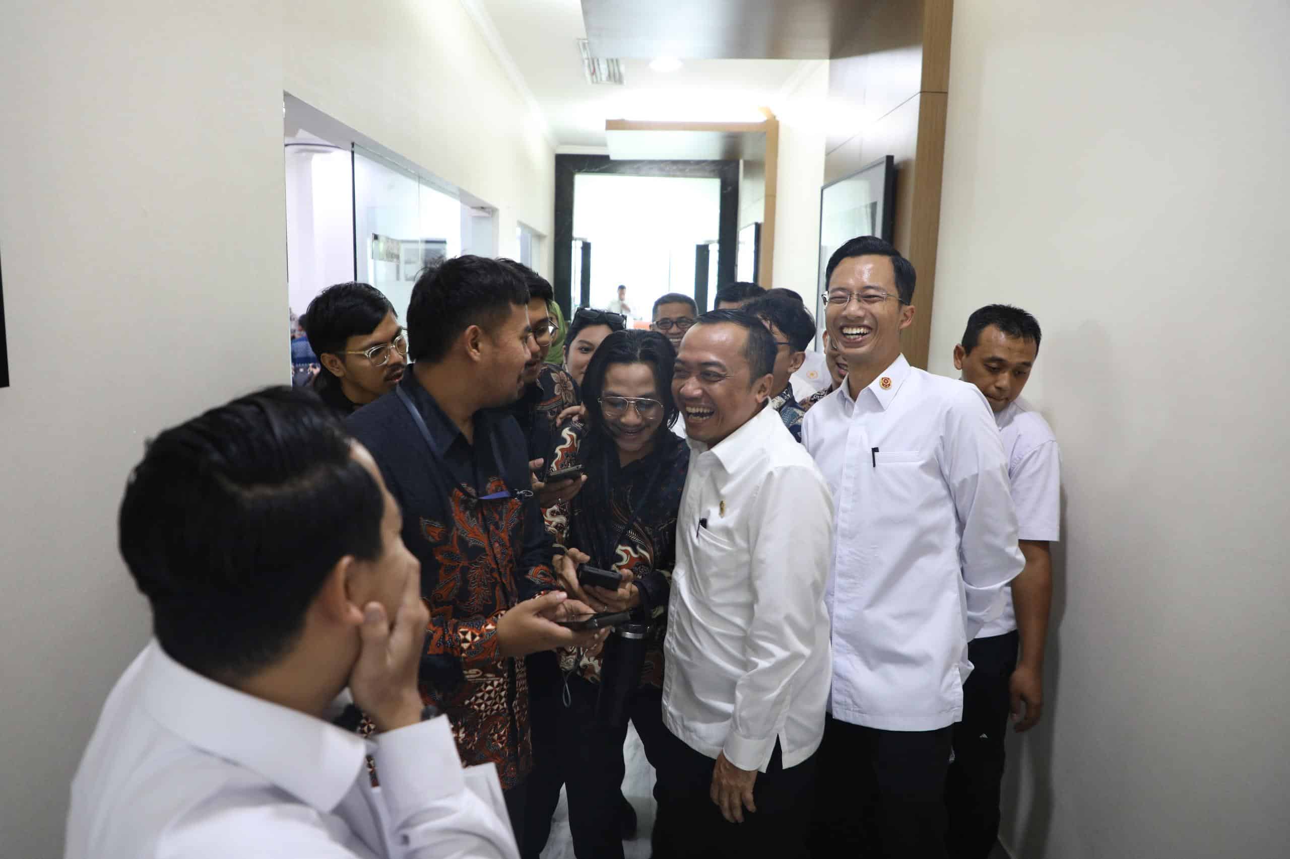 Tingkatkan Komunikasi Publik, Mensesneg Gelar Sarasehan Bersama Wartawan | Sekretariat Negara