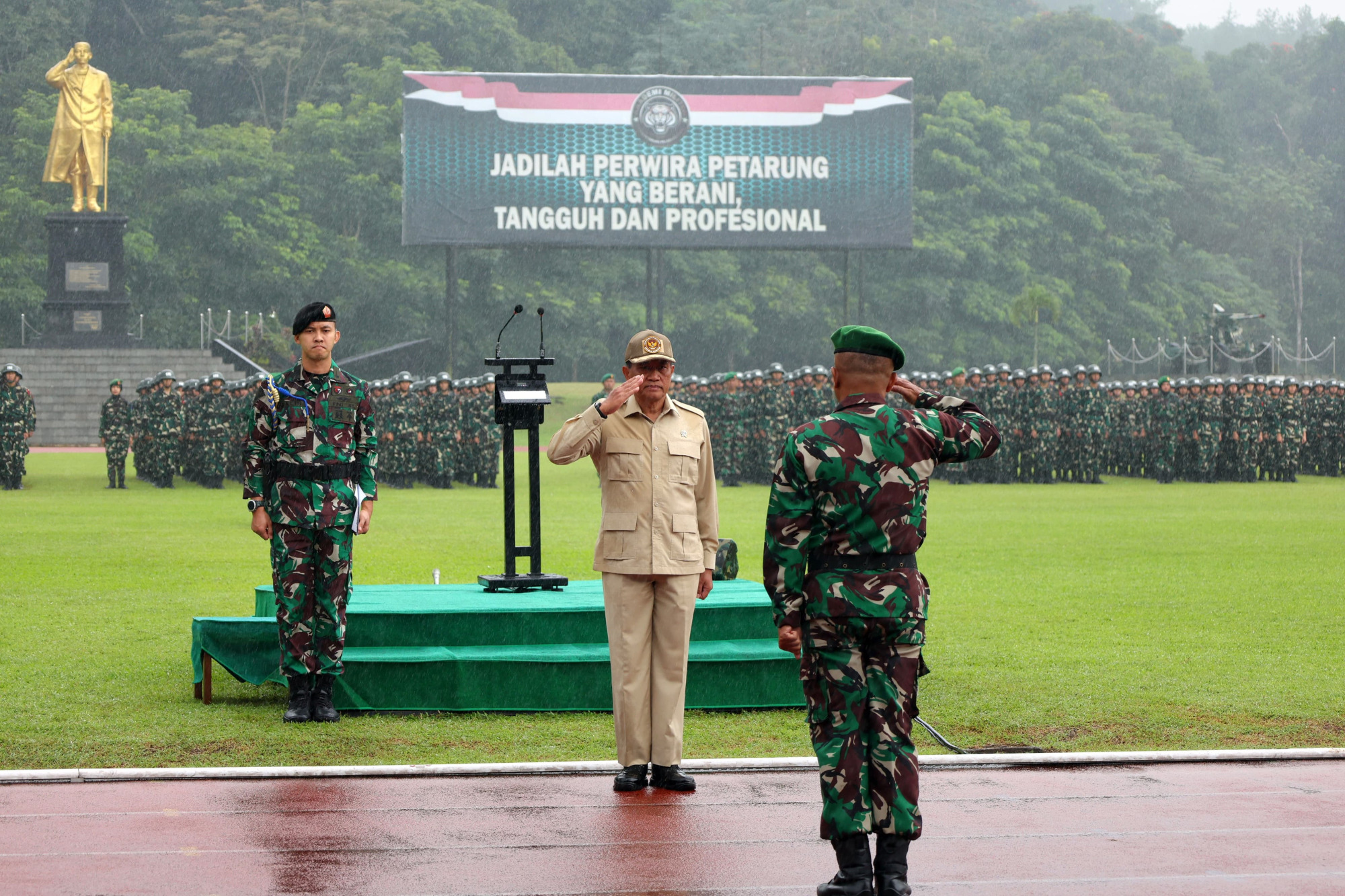 Wamenhan Resmi Buka Diksarmil Unhan RI Cohort-6, Wujud Nyata Siapkan Generasi Muda yang Tangguh