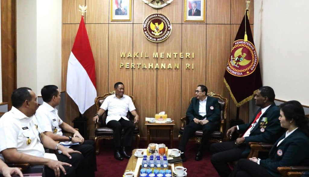 Wamenhan Terima Audiensi Ketua Umum PB IDI, Bahas Sinergi Penguatan Ketahanan Nasional di Bidang Kesehatan
