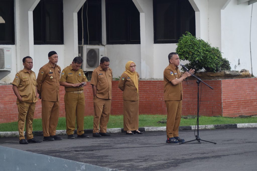 Wali Kota Hadianto Tekankan Kedisiplinan ASN dan Pegawai serta Optimalkan Penggunaan Aplikasi Hadirku