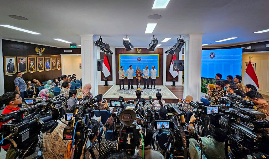 Empat Izin Tambang Dicabut, Pemerintah Tegaskan Komitmen Jaga Kawasan Konservasi Raja Ampat