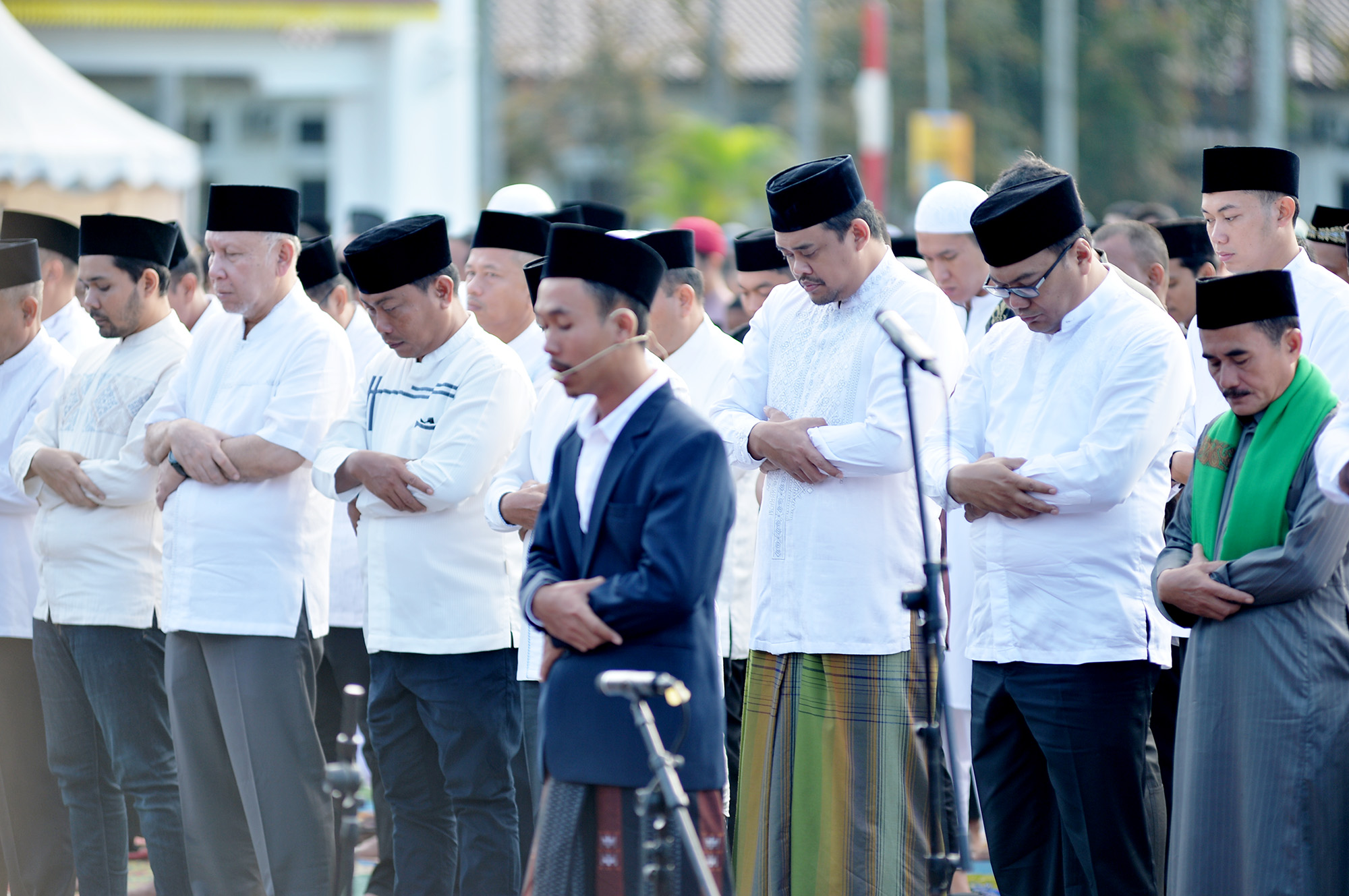 Gubernur Sumut Bobby Nasution dan Wagub Surya Salat Iduladha 1446 Hijriah Bersama Ribuan Masyarakat Deliserdang