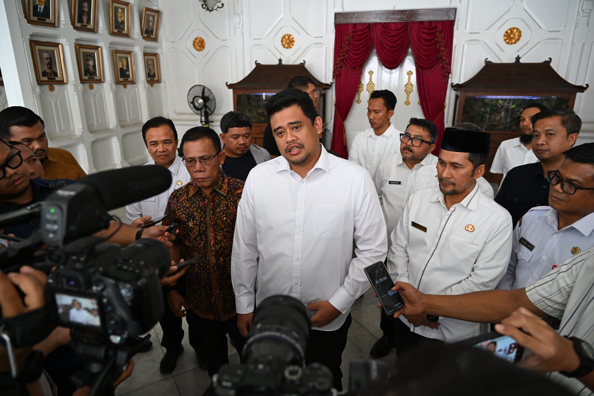 Tindak Lanjut Keputusan Mendagri Soal Status Pulau, Gubernur Sumut Bobby Nasution Temui Gubernur Ac