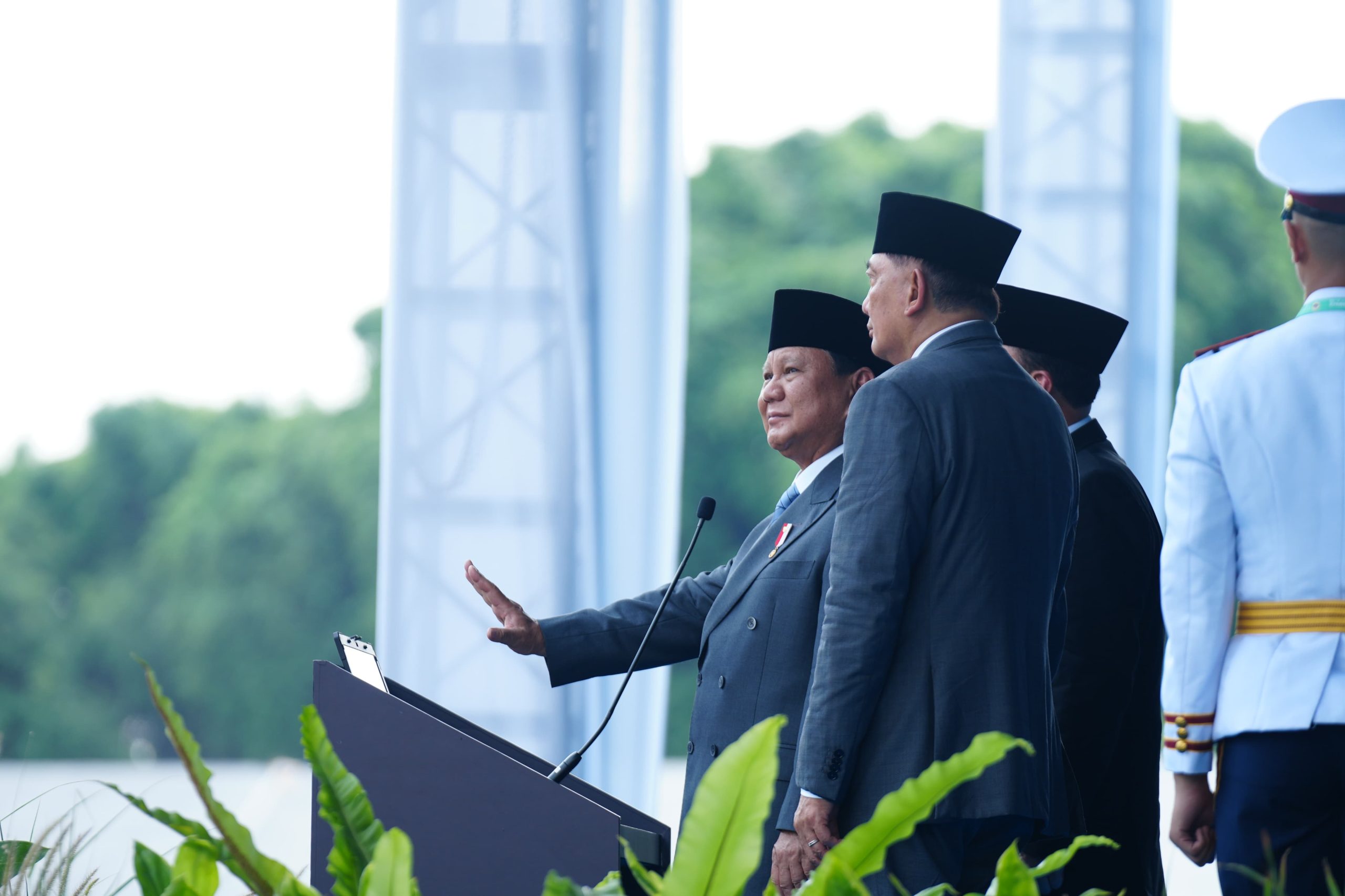 Presiden Prabowo Didampingi Menhan Sjafrie Resmikan Indo Defence 2025, Luncurkan Kendaraan Listrik Taktis MV3-EV “Pandu”