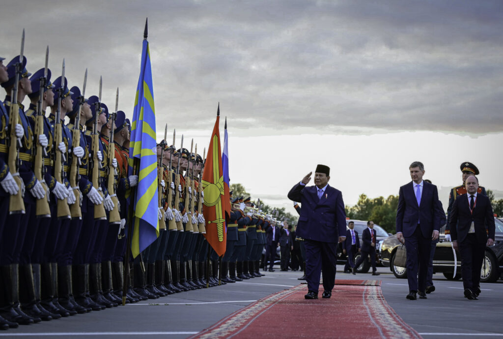 Tuntaskan Kunjungan Resmi di St. Petersburg, Presiden Prabowo Bertolak Kembali ke Tanah Air